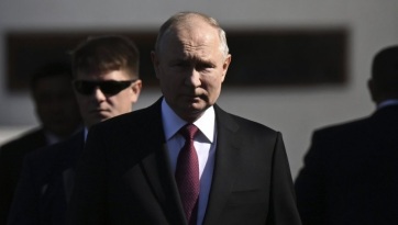 Putyin engedélyezte az amerikai lefoglalásból származó orosz károk amerikai vagyonból való kárpótlását - A cikkhez tartozó kép