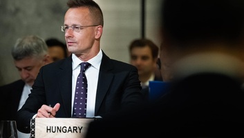 Szijjártó Péter: A magyar EU-elnökség fontos célja az együttműködés javítása a türk államokkal - illusztráció