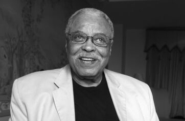 Meghalt James Earl Jones, Darth Vader és Mufasa szinkronhangja - A cikkhez tartozó kép