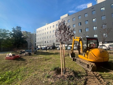 Megkezdődött a többszintes kerékpárparkoló építése Újvidéken - A cikkhez tartozó kép