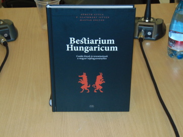 Bemutatták a Bestiarium Hungaricum című könyvet Zentán - A cikkhez tartozó kép