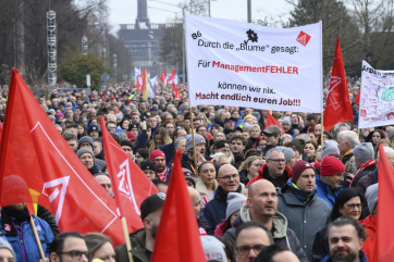 Sztrájkolnak a Volkswagen dolgozói Németországban - A cikkhez tartozó kép