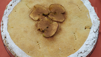 Torta alakú almás pite - illusztráció