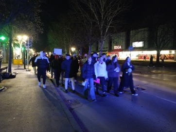 Topolya: Vasárnap este tiltakozók gyűltek össze a város központjában - A cikkhez tartozó kép