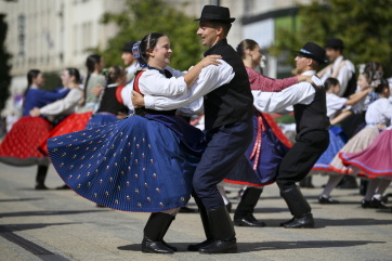 Hungarikum lett a déli harangszó és a csárdás - A cikkhez tartozó kép