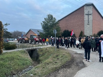 A szabadkai diákok szerdán tiltakozó menetben Bajmokra vonulnak - A cikkhez tartozó kép