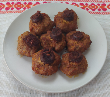 Muffinsütőben készült kolbászos húsgombóc - A cikkhez tartozó kép