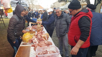 Jó ügyért torkoskodtak Horgoson - illusztráció