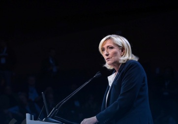 Marine Le Pen elítélte az amerikai katonai támogatás felfüggesztését - A cikkhez tartozó kép