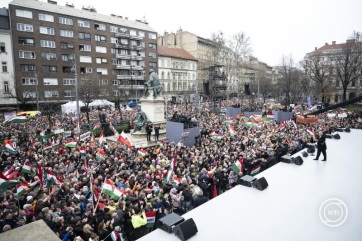 Orbán Viktor ünnepi beszéde: A jövő nem a birodalmaké, hanem a patriótáké és a független nemzeteké - A cikkhez tartozó kép