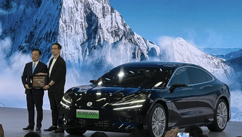 A BYD 100 milliárd jüant invesztál intelligens technológiái fejlesztésébe - illusztráció