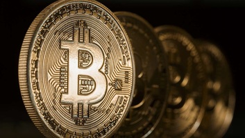 A bitcoin történelmi csúcson, 89 ezer dollár fölött - illusztráció