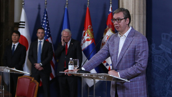 Vučić: Az új naperőművekkel pótoljuk a télen importált árammennyiséget - illusztráció