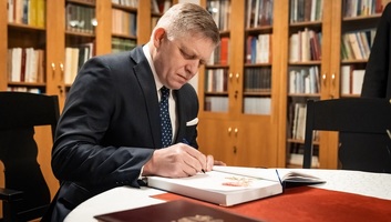 Robert Fico: Szlovákia sem katonailag, sem anyagilag nem fogja támogatni Ukrajnát - illusztráció