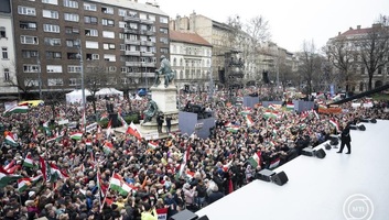 Orbán Viktor ünnepi beszéde: A jövő nem a birodalmaké, hanem a patriótáké és a független nemzeteké - illusztráció