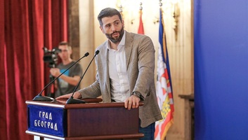 Šapić éles kirohanása Vesić miniszter ellen: Eleget tűrtem a béke kedvéért - illusztráció